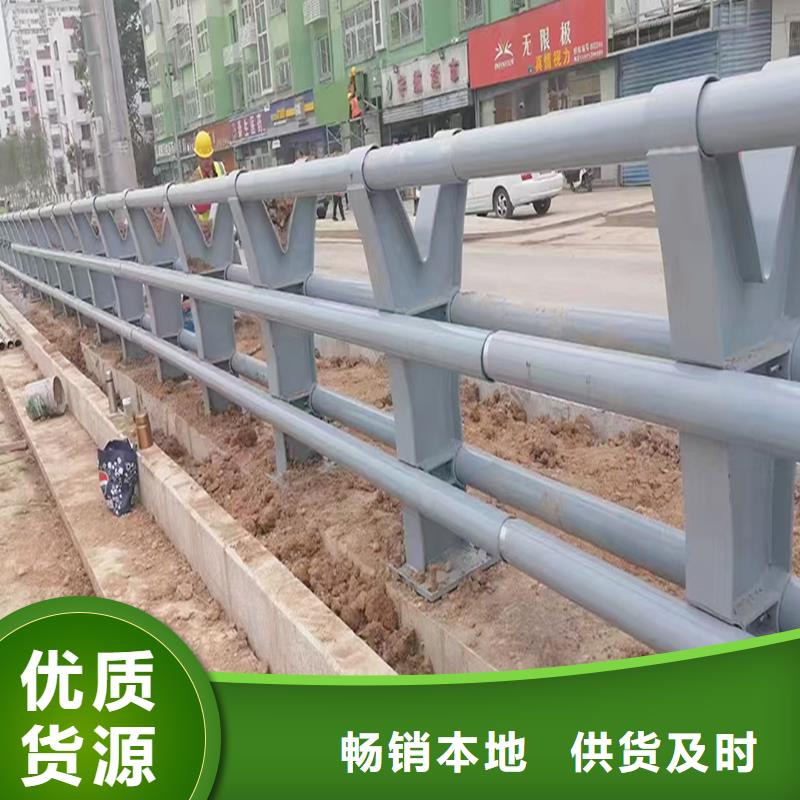 道路灯光护栏大厂生产品质选择我们选择放心