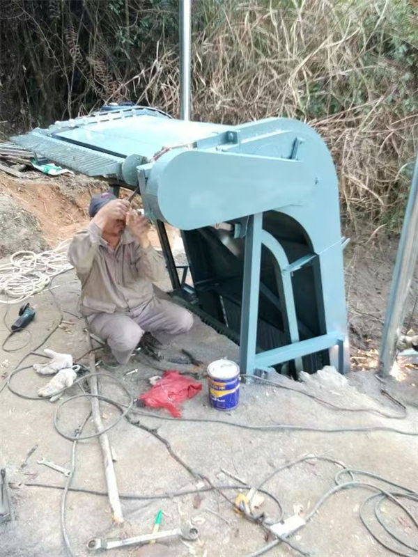 清污机_液压抓斗式清污机用心制作