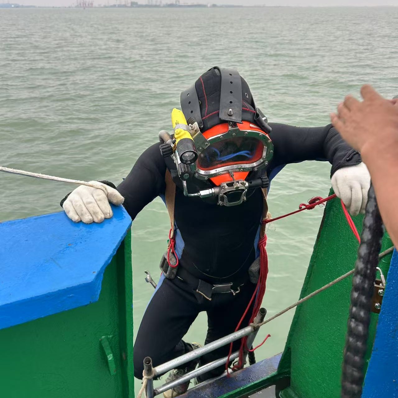 水下维修快速响应