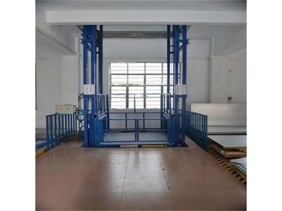 剪叉式升降机公司