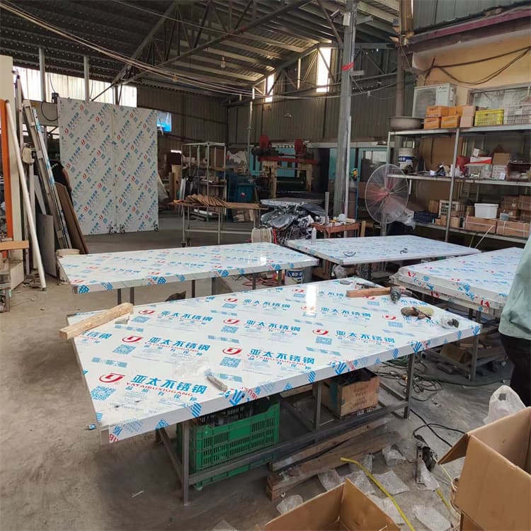 防辐射铅板铅门实力批发厂家