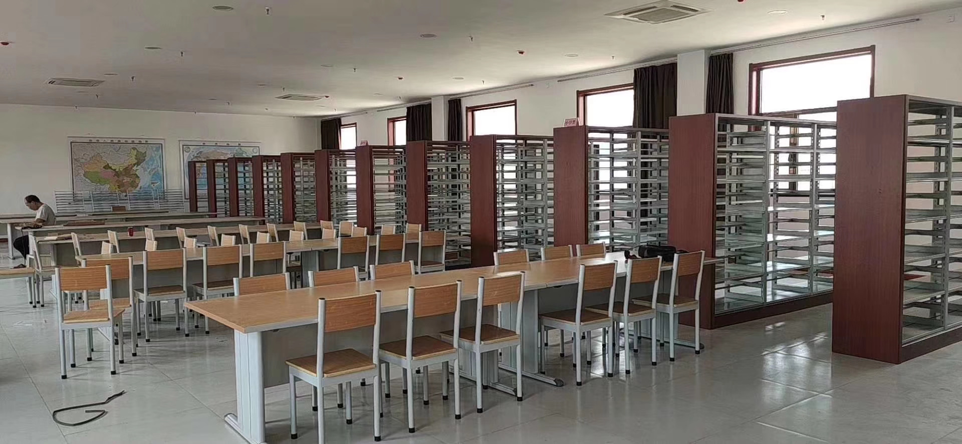 木护板图书架源头好货