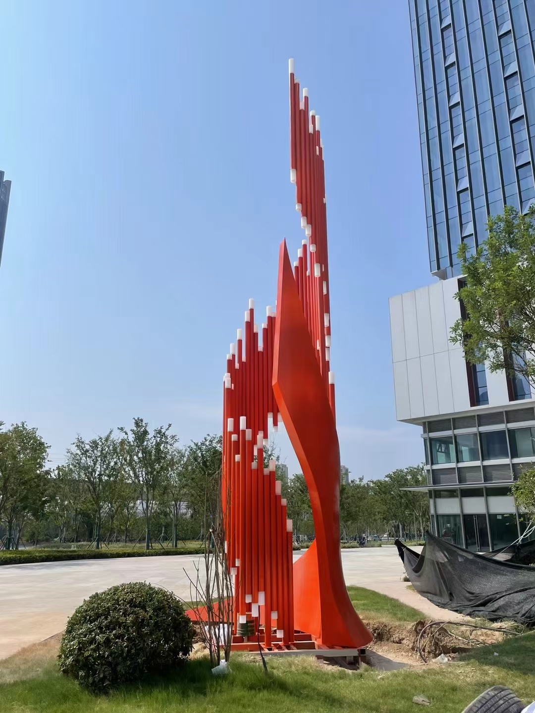 公园景观小品雕塑种类齐全